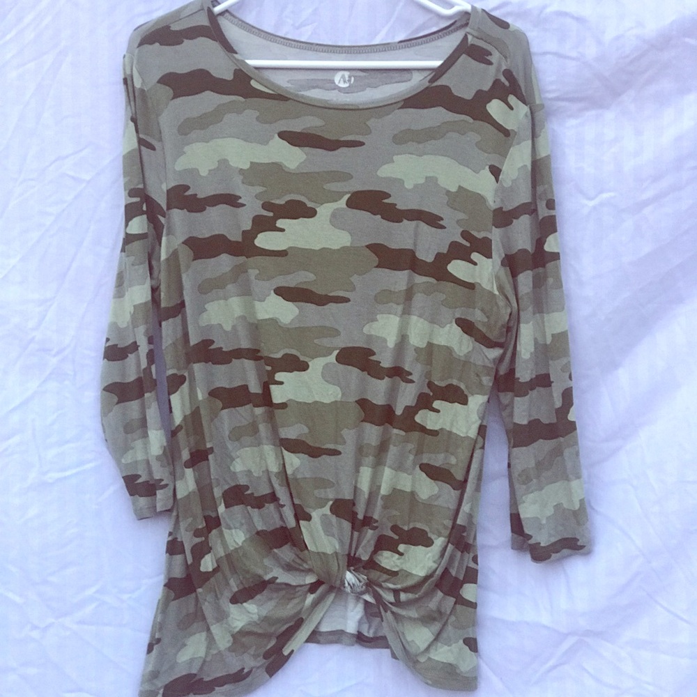 Woman’s top